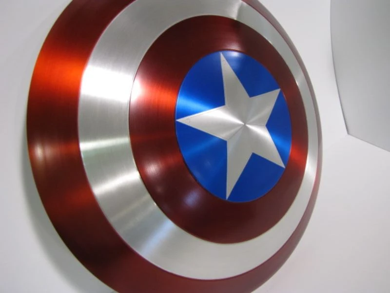 CAPTAIN AMERICA SHIELD REPLICA