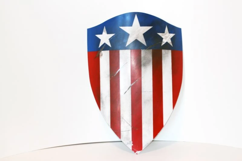 WWII CAPTAIN AMERICA SHIELD - HEATER SHIELD