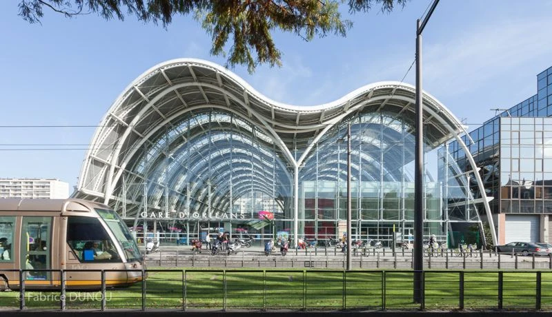 LA GARE D'ORLÉANS