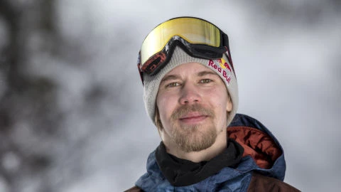 Interview with Roope Tonteri, Three-time World Champion Professional Snowboarder