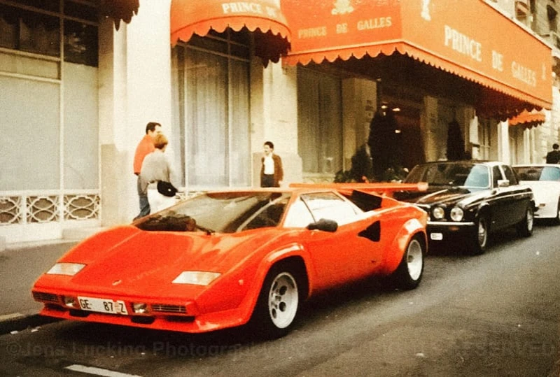 Lamborghini Countach - Photo by Jens Lucking