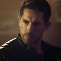 Scott Adkins